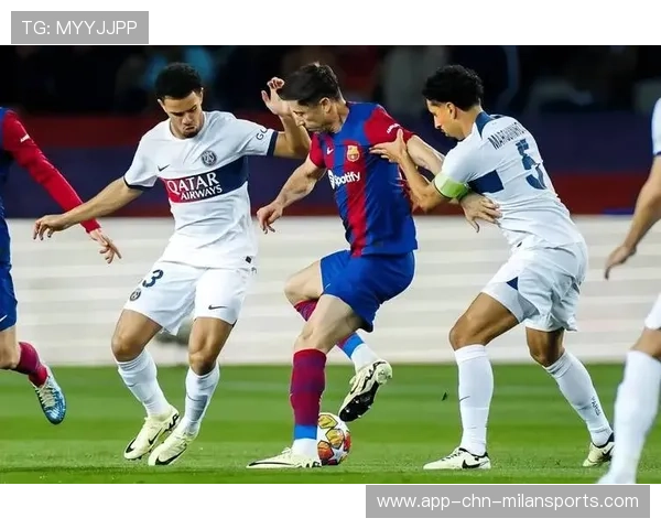 巴黎队中球员因伤缺阵，阵容深度面临考验，巴黎球队阵型