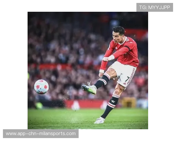 曼联追C罗式禁区毁灭者——再现飞翔的传奇